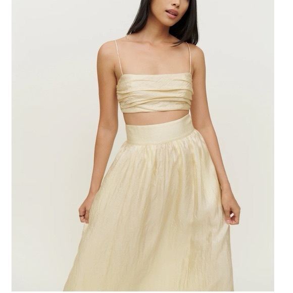 Reformation Carlow Two Piece in Buttercream, size 4, brand new, never worn. - Picture 3 of 16